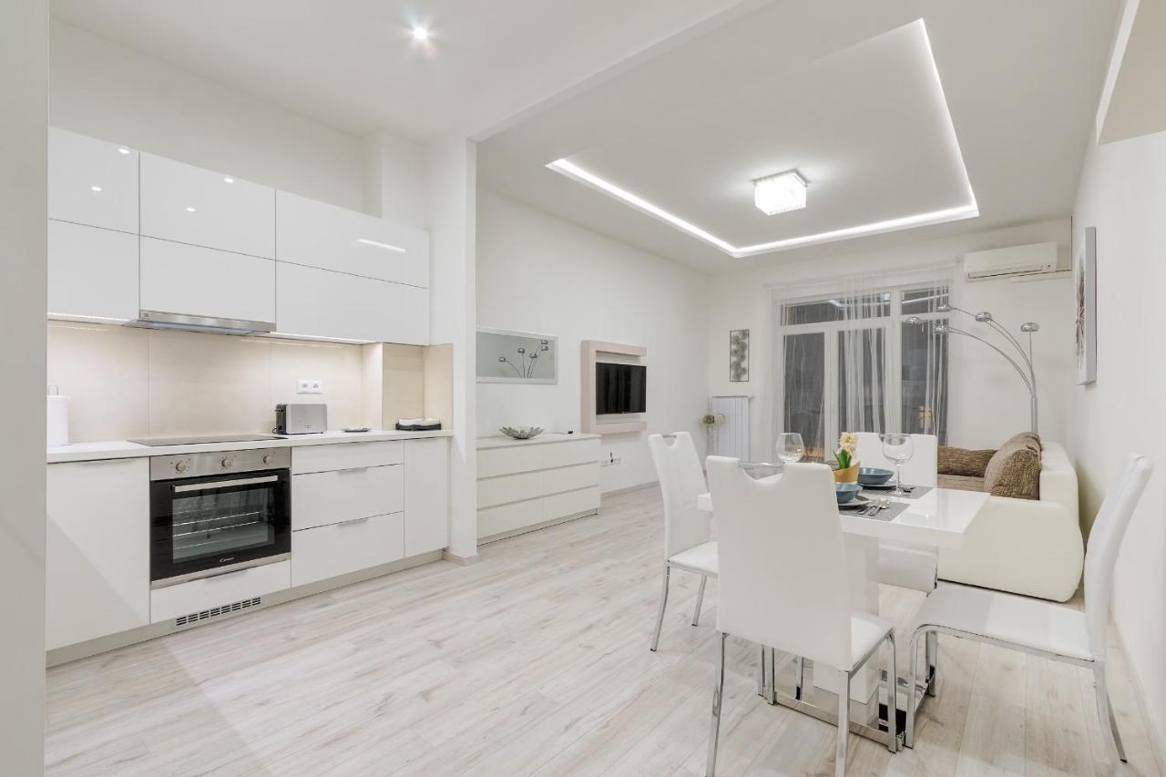 D.Five Kiraly Street Superior Apartment With City View Budapest Eksteriør billede